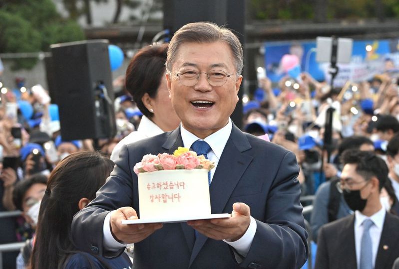 文在寅於本月9日卸任南韓總統。（法新社）