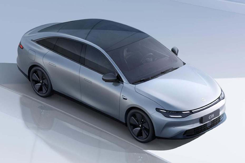 浙江新創電動車品牌零跑汽車，近期推出的Leapmotor C01最近在中國亮相。 摘自Carbuzz.com