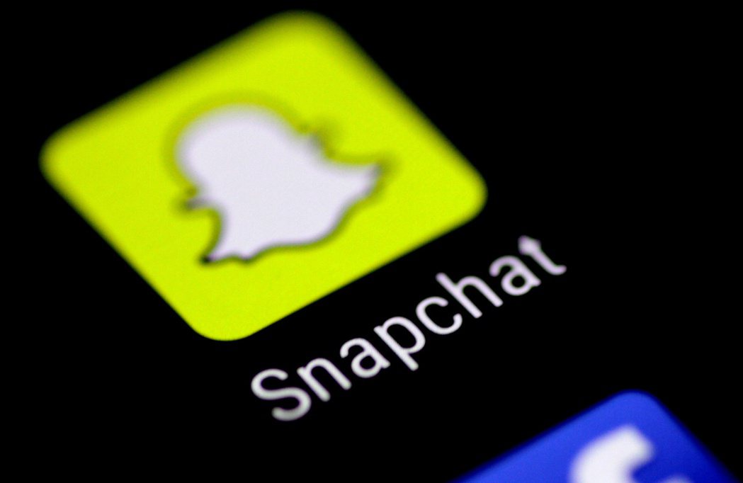 美國社群媒體平台Snapchat母公司Snap發布財測預警。路透