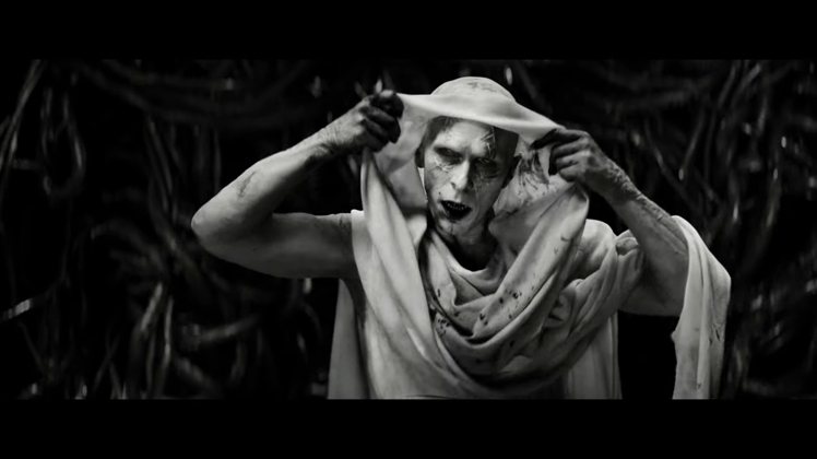 克里斯汀貝爾演出「屠神者格爾」誓言殺光眾神。圖／摘自YouTube