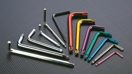捷領螺絲專業生產各式螺絲及六角板手。捷領螺絲公司／提供