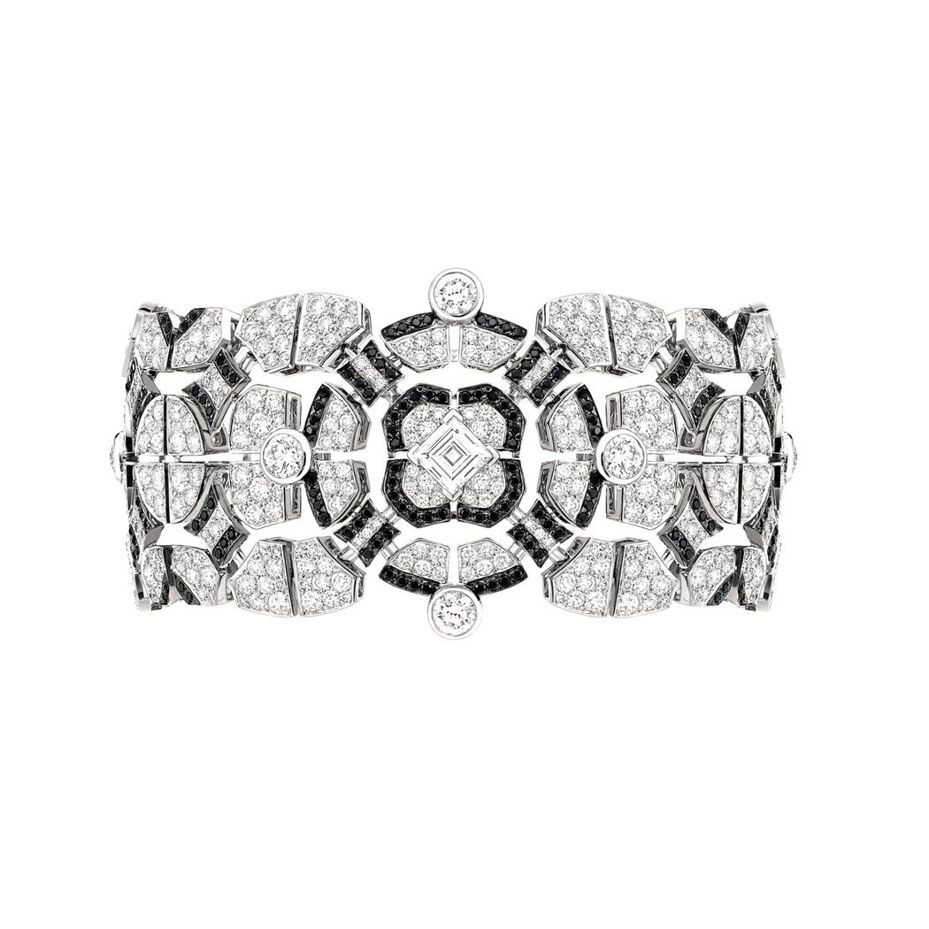 Jazz手環，18K白金鑲嵌鑽石及黑色尖晶石。圖／香奈兒提供