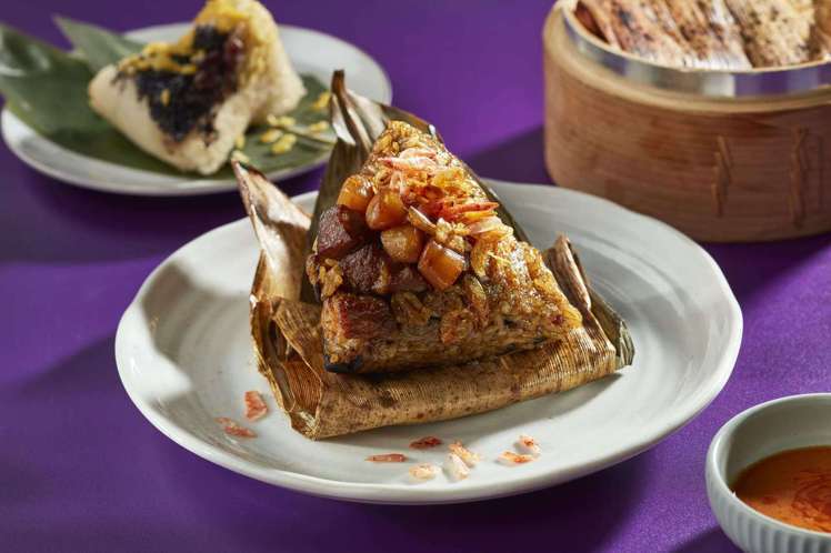 瓦城泰統集團推出經典必吃的泰式蝦醬肉粽，以及多款端午粽。圖／瓦城泰統集團提供