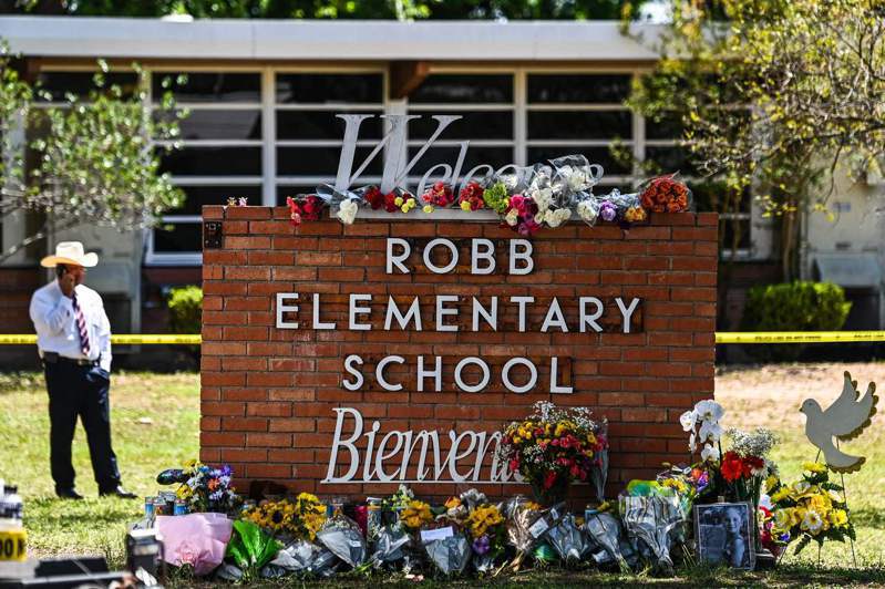 美國德州校園槍擊案震驚全球，更造成19名年紀介於7至10歲的小學生喪命。法新社