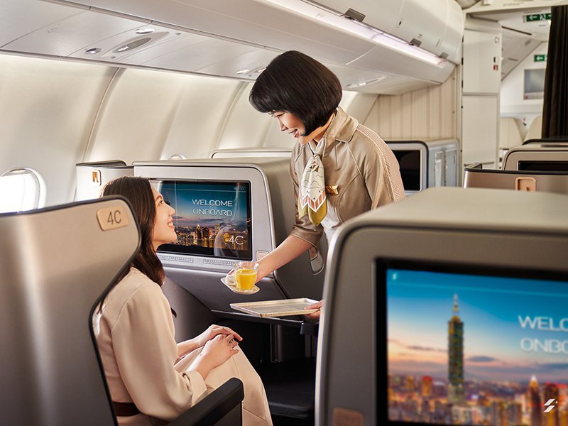 星宇航空A330neo商務艙，此次微旅行最低免萬元就能體驗。圖/易遊網提供