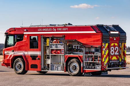 影／洛杉磯消防局獲得北美第一輛全電動消防車！