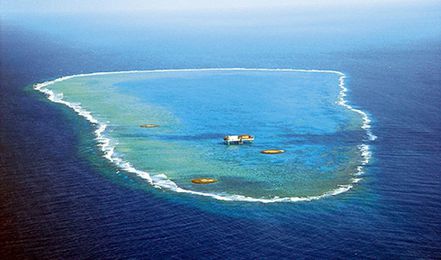 中國大陸表示，「衝之鳥礁」是礁，不是島，日本不能主張依據國際法島嶼才能擁有的200海里專屬經濟區等權益。本報系資料照
