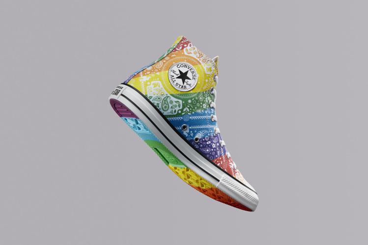 Converse Pride系列Chuck 70鞋。圖／Converse提供
