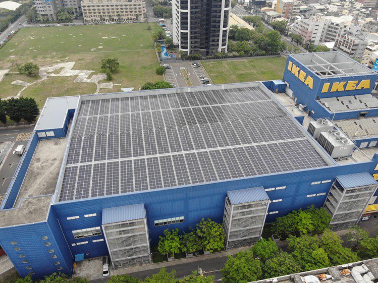 IKEA高雄店啟動太陽能發電系統。圖／IKEA提供