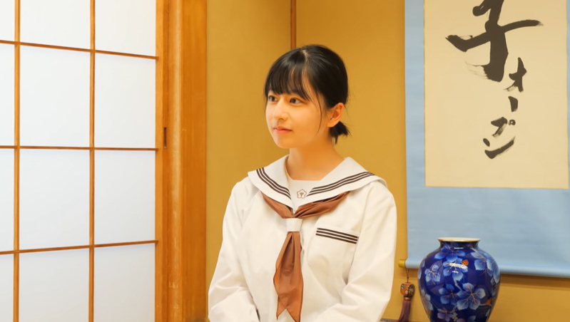 今年5月，日本出現一位年僅13歲就進軍職業女流棋士的女初中生鎌田美禮。 圖擷自Youtube@中日 東京 将棋 サブチャンネル
