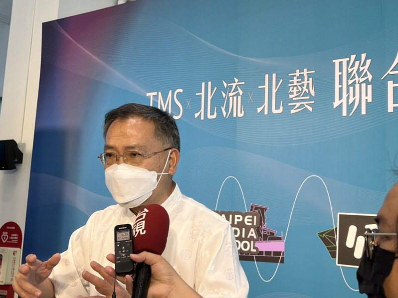 台北市副市長蔡炳坤說，打疫苗是一個過程，每位孩子達到保護力的情況不一，家長若有擔憂，可以請防疫假，也希望大家回到學校後做好相關防疫措施及健康管理。記者徐偉真／攝影