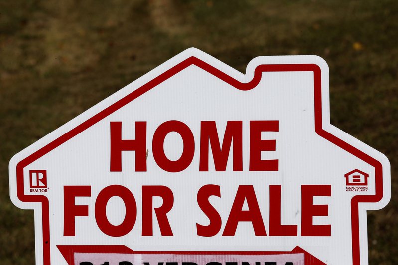 根据路透调查，分析师认为全球房价涨势可能即将终结，一些市场的房价明年将转为小幅下跌。美联社(photo:UDN)