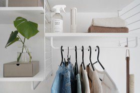 衣櫃如何有效整理？家事專家5步驟「無痛斷捨離」，梅雨季衣服曬完直接放衣櫥是禁忌？