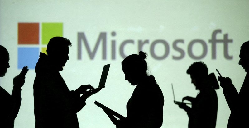 微軟（Microsoft）傳出將放緩人力招募。  路透