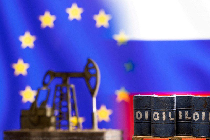 歐盟上月31日決定對俄國石油實施迄今為止最嚴厲的制裁，如今看來成效堪憂。 路透