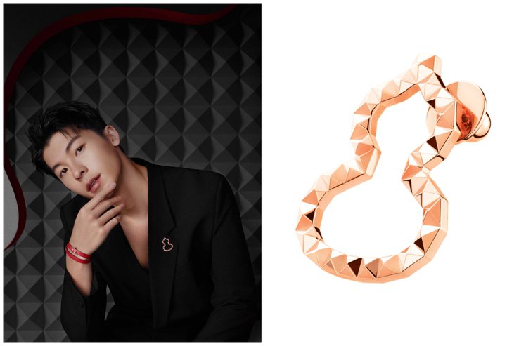 許光漢配戴上了Wulu 18系列的18K玫瑰金胸針與同系列雙圈皮手環，透過全黑色...