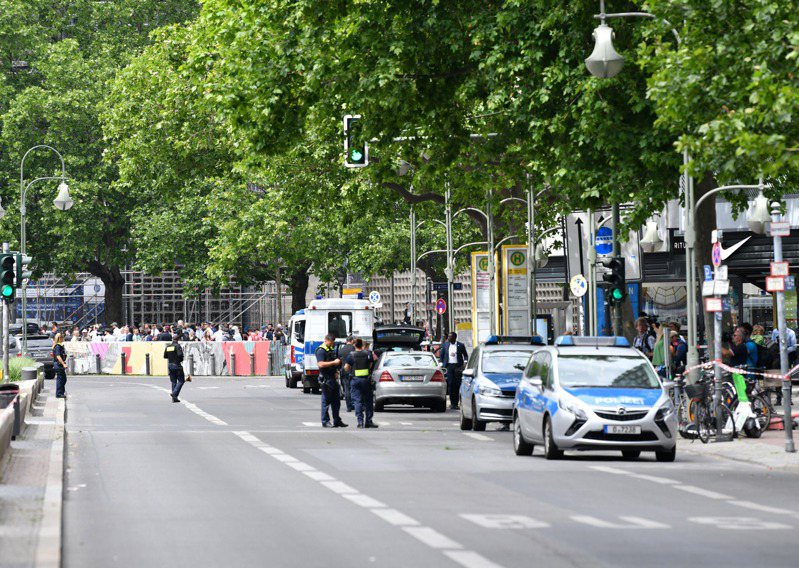 1名29岁男子在柏林开车冲撞人群。 新华社(photo:UDN)