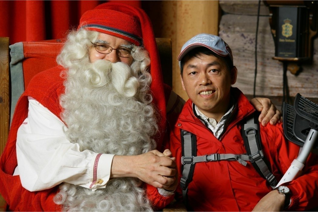 火星爺爺到北極拜訪聖誕老人。圖片來源：火星爺爺的故事星球臉書粉絲專頁