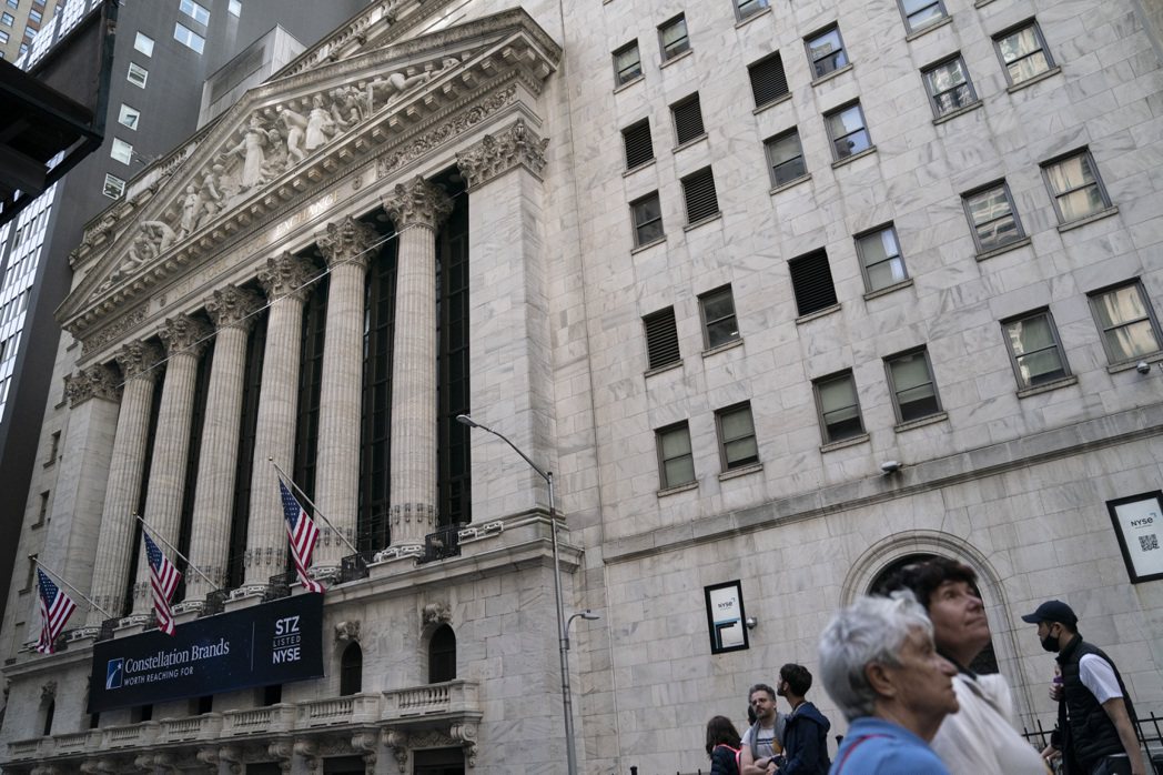美國證券交易委員會提議改革股票交易規則，要券商把散戶訂單送到競價市場。美聯社