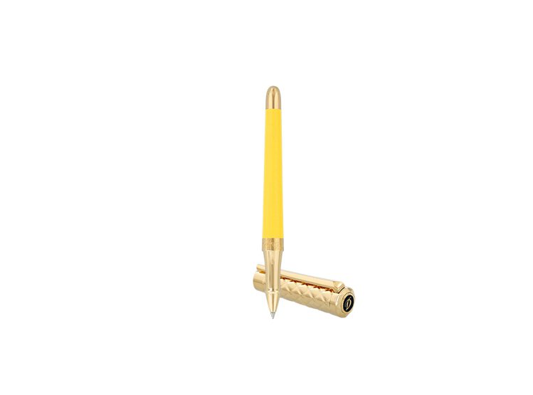 Liberte系列筆具馬卡龍香草黃搭配鈀金潤飾筆身，17,800元。圖／迪生提供