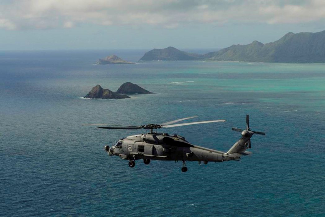 可擔任ISTAR監偵目獲任務的MH-60R直升機。 圖／美國海軍