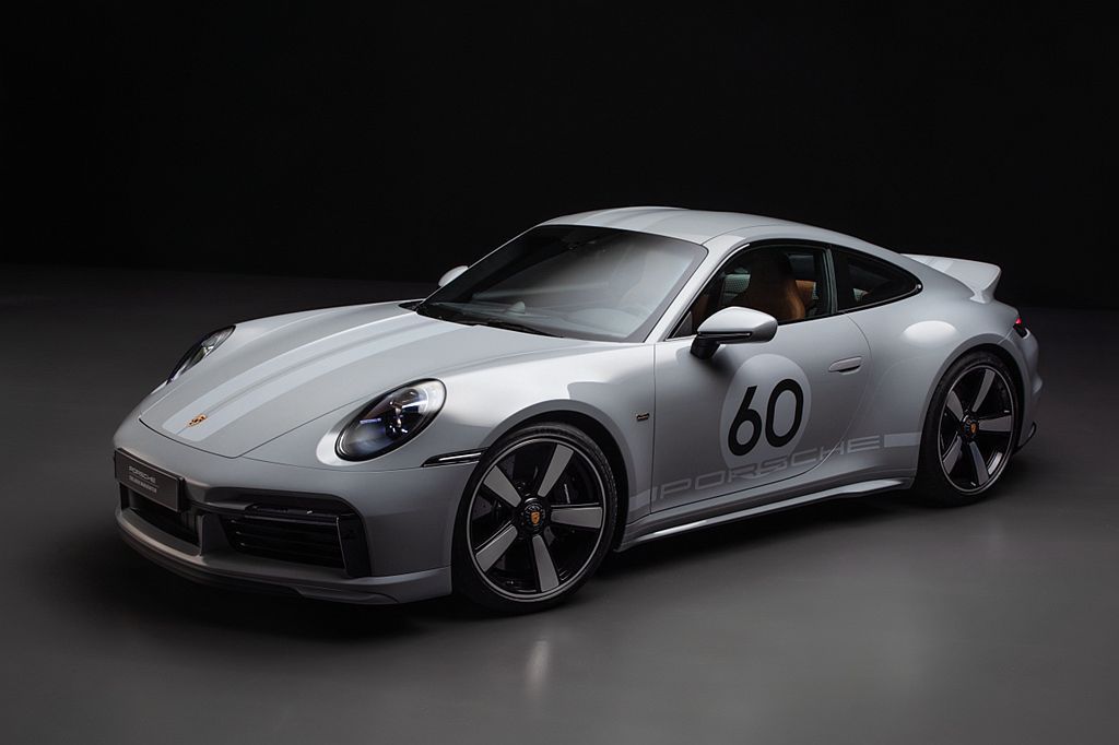 全新911 Sport Classic是保時捷（Porsche）由Heritage Design產品策略所推出四款收藏車型系列中的第二款，僅限量打造1,250輛。 圖／Porsche提供