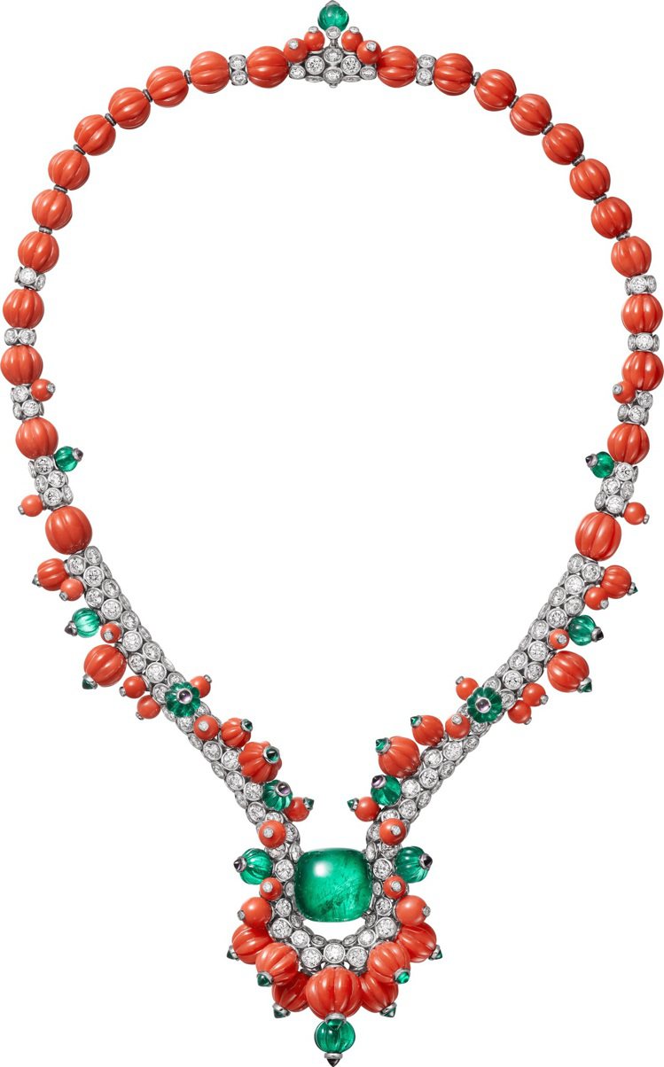 Beautés du Monde頂級珠寶系列Recif項鍊，以不對稱且對稱的形式...