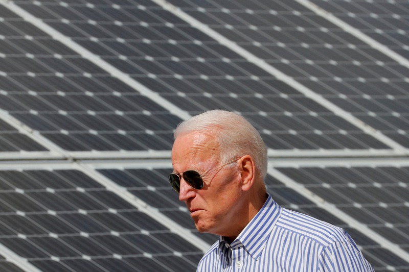 美國總統拜登再生能源發展計畫近月受到數個大型儲能項目推遲的影響。路透