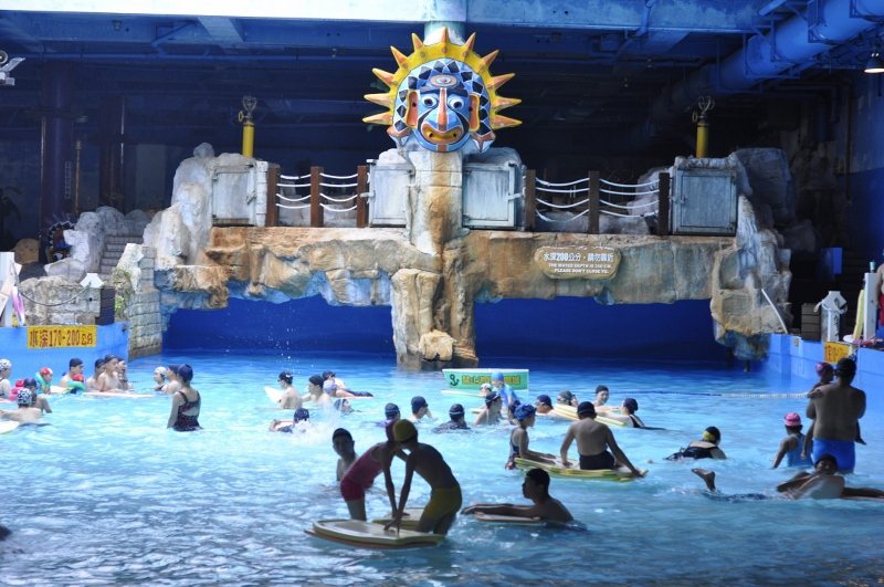 墾丁水世界室內水樂園將於7月1日重新開幕。 業者／提供