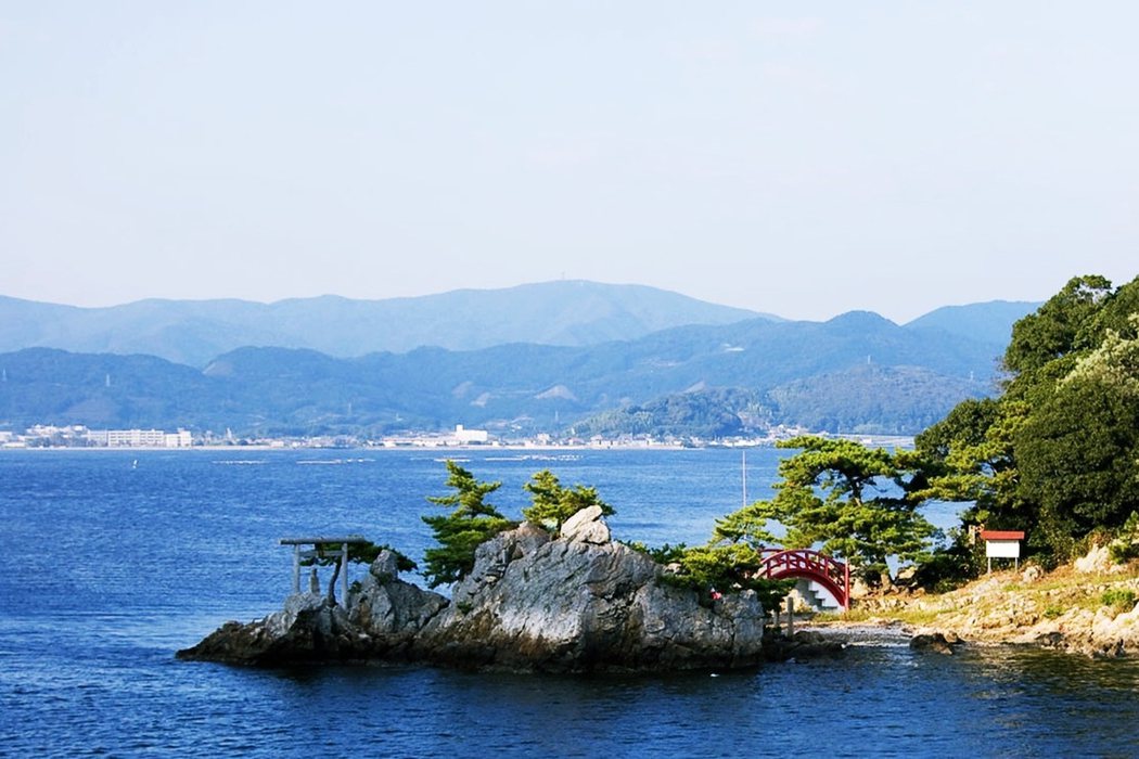 圖為靜岡縣著名觀光景點濱名湖。2022年6月，一個名為「令和四年濱名湖慶典」的私...