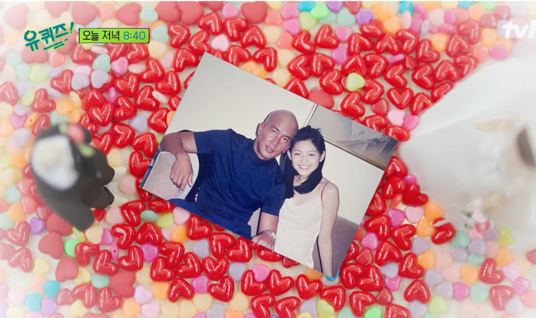 節目po出具俊曄和大S過去的合照和婚照。圖／摘自YouTube