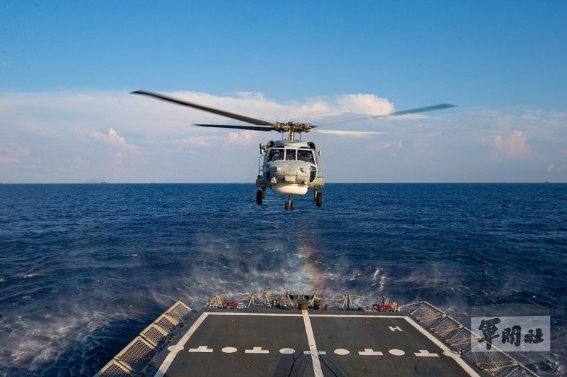 海軍S-70C反潛直升機。軍聞社提供