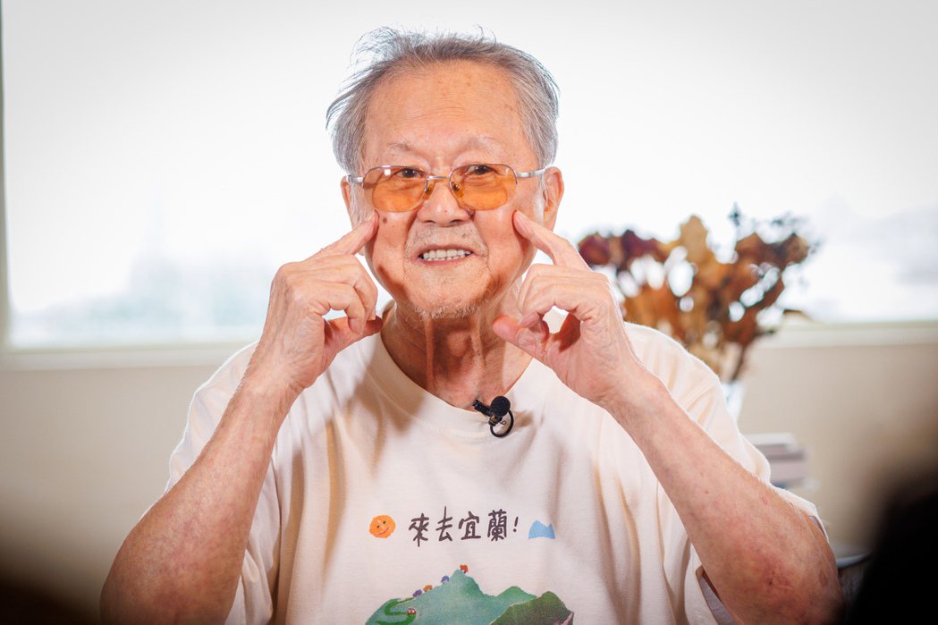 88歲的黃春明相信日日好日，多活一天賺一天。攝影／沈昱嘉