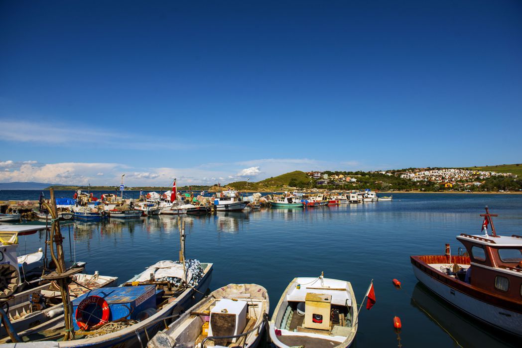 在緊鄰愛琴海的伊茲密爾，可以接著探索歷史悠久的航海小鎮福薩。圖/土耳其旅遊推廣發...