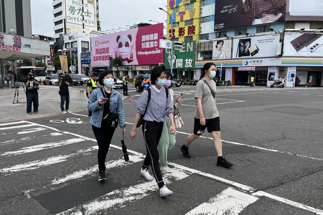 許多網友表示台灣交通問題非常嚴重，改變已經刻不容緩。 圖／聯合報系資料照片
