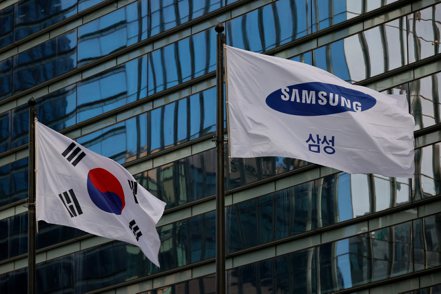 南韓媒體businesskorea報導，三星電子晶圓代工將於明（30）日開始GAA技術架構的3奈米製程。路透