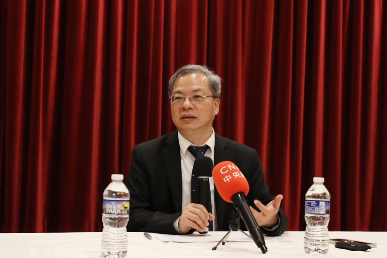 國發會主委龔明鑫表示，台美21世紀貿易倡議召開會談是好的開始，台美貿易合作往前一步。中央社