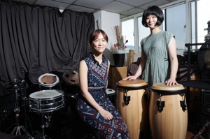 張育瑛（左）和鄭雅心（右）的擊樂二重奏Nana Formosa，已成軍近14年。記者許正宏／攝影