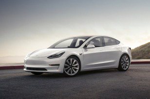 電動車熱銷王準備進化　小改款Tesla Model 3加州街上溜搭被捕獲！