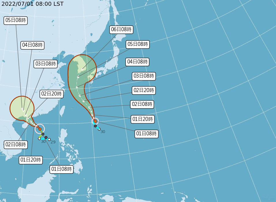 中央氣象局發布路徑潛勢預報，明晚8時颱風芙蓉位置在中國廣東、海南一帶，颱風艾利則...