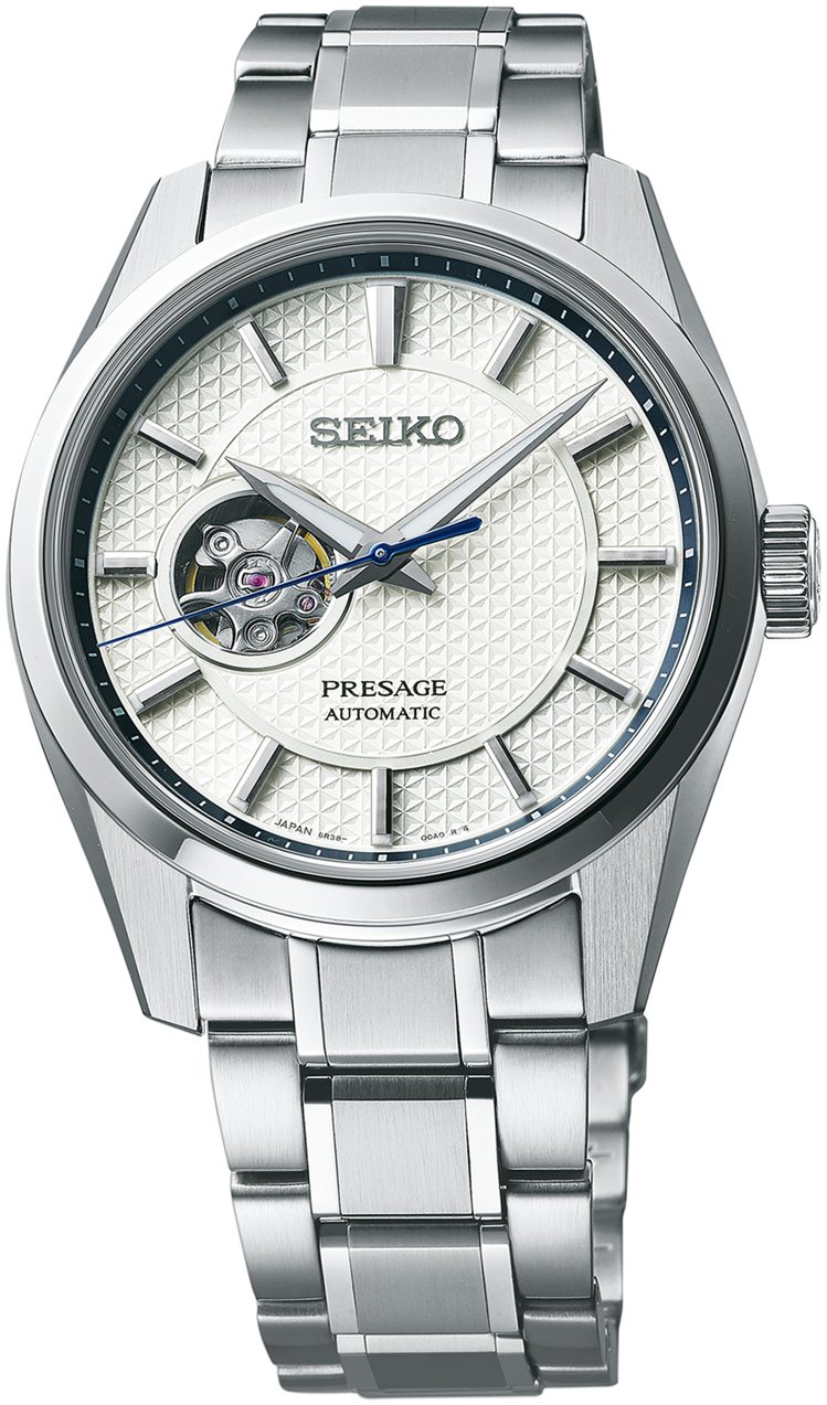 Seiko Presage系列Sharp Edged開芯SPB309J1腕表，精鋼表殼、表鍊，約32,000元。圖／Seiko提供
