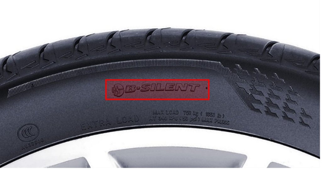 普利司通T005 EV輪胎採用B•SILENT靜謐技術，以內部海綿吸收輪胎內部產...