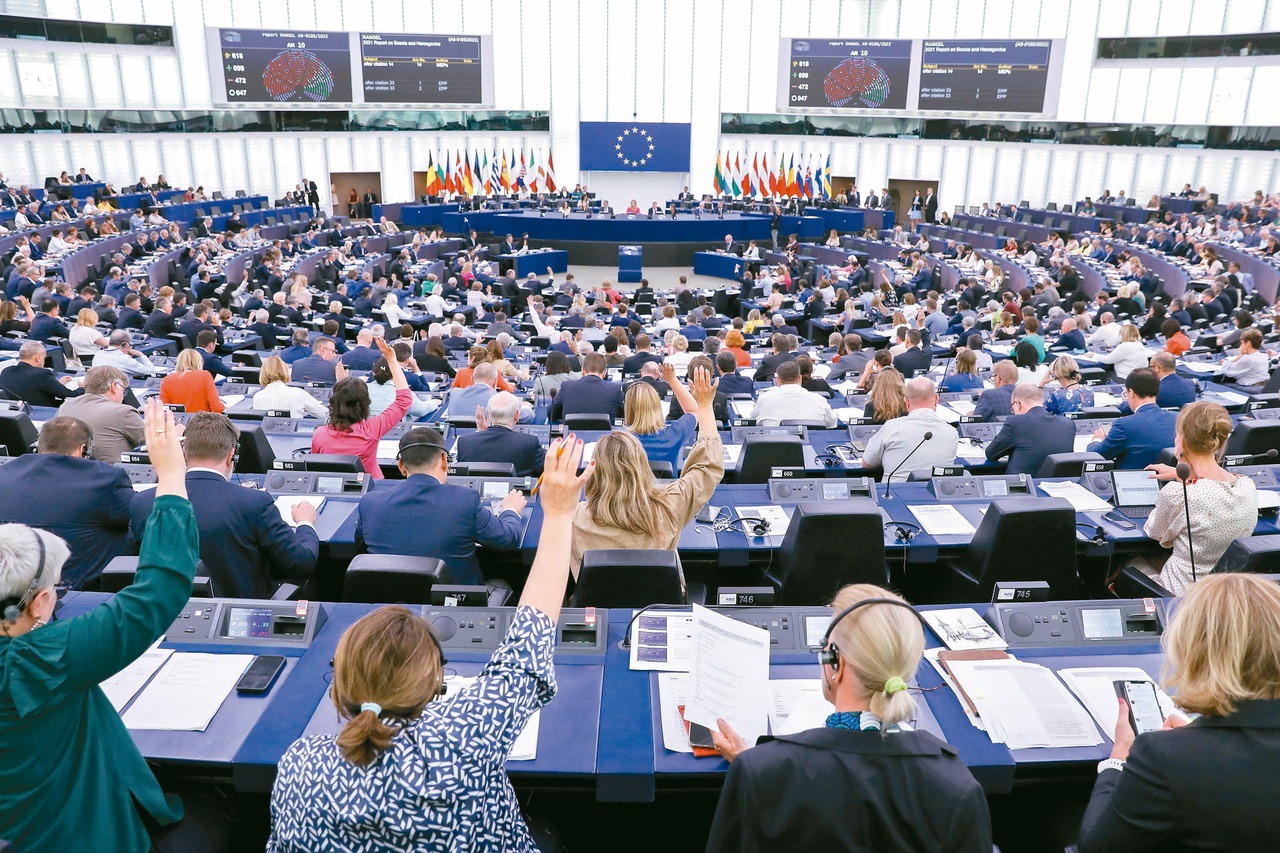 Re: [新聞] 歐洲議會通過 核能列為綠能