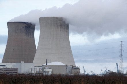 歐洲議會6日表決通過，將把天然氣和核能加入歐盟的「永續分類標準」。  路透