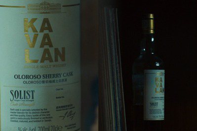 韓國電影出現「知名台灣威士忌」！《分手的決心》導演超愛喝　私心加彩蛋