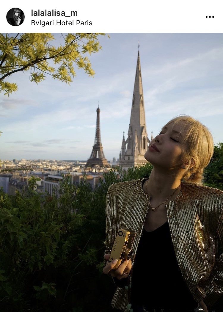 Lisa分享於巴黎寶格麗飯店拍攝的風景。圖／摘自IG @lalalalisa_m