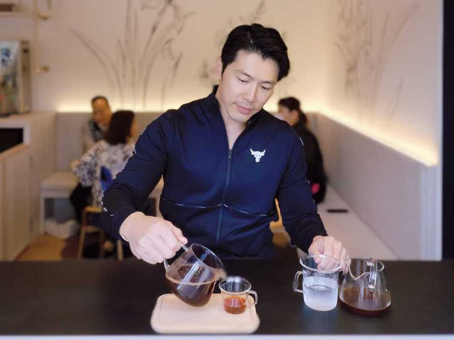 黃少祺今年3月初新開一家咖啡店。 圖／擷自黃少祺臉書