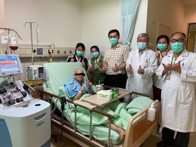 彰濱秀傳團隊透過周邊血液幹細胞移植，治療淋巴癌患者。
