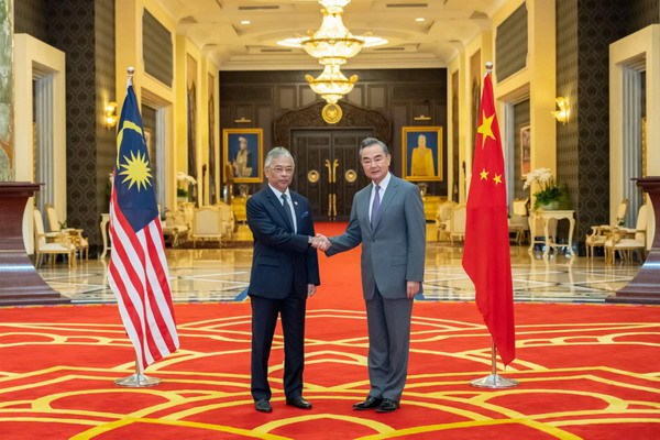 馬來西亞元首、首相、外長會王毅：對雙邊關係充滿期待 – udn.com