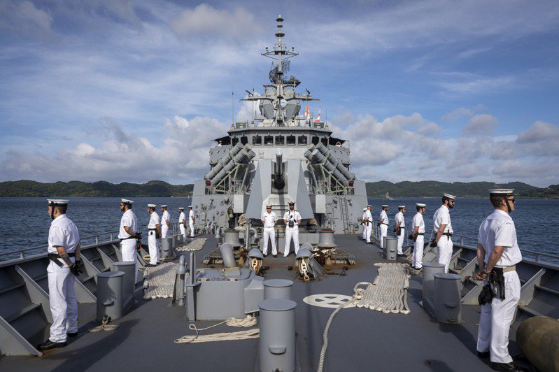 澳媒引述澳军消息人士指出，「帕拉马塔号」（HMAS Parramatta）近期在东海与共军有激烈的遭遇。（图／取自Twitter@Australian_Navy）(photo:UDN)